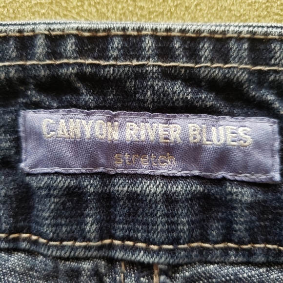 Canyon River Blues embroidered waist jesns size 7 - Picture 4 of 6